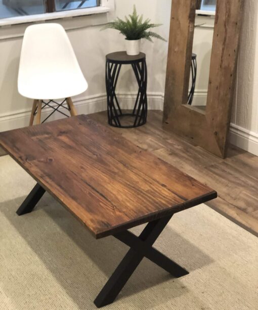 Farmhouse Table Reclaimed Wood - Coffee Table - Woodify Canada