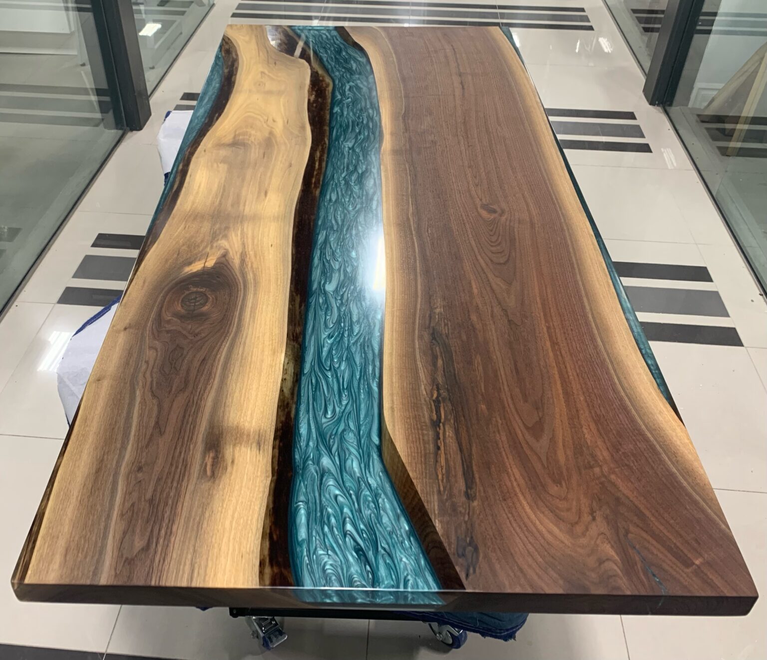 Custom Epoxy Office Desks Woodify Canada