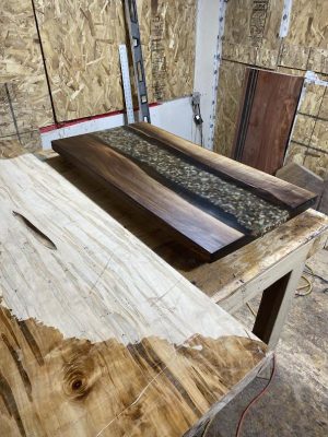 Epoxy River Office Desk with Rocks Feature Woodify 3