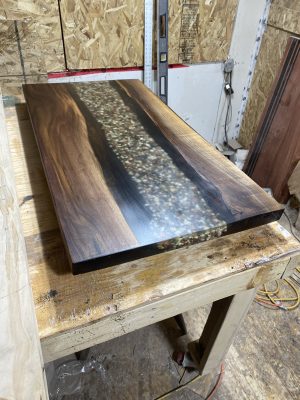 Epoxy River Office Desk with Rocks Feature Woodify